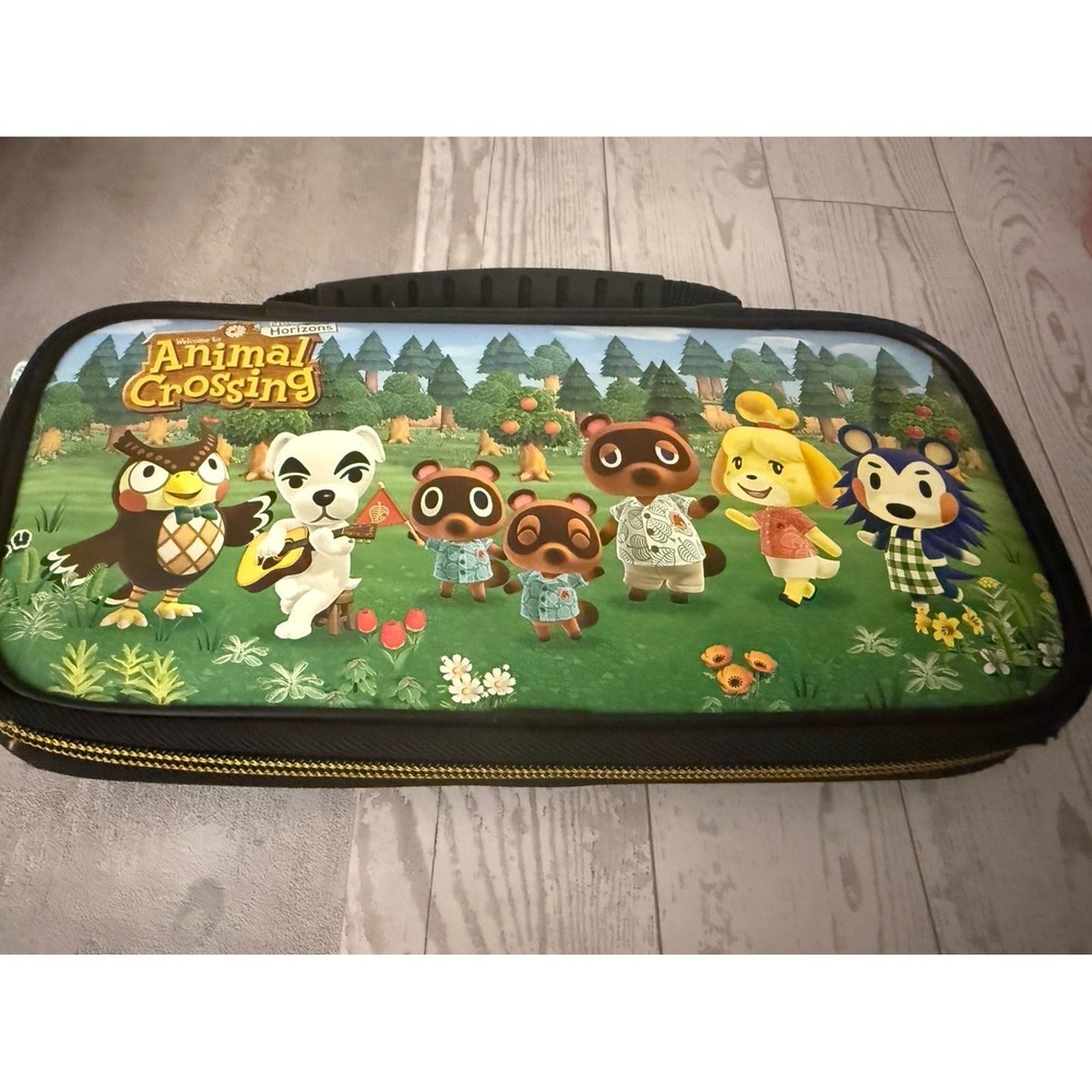 Nintendo Switch Carrying Case — Animal Crossing: New Horizons Edition